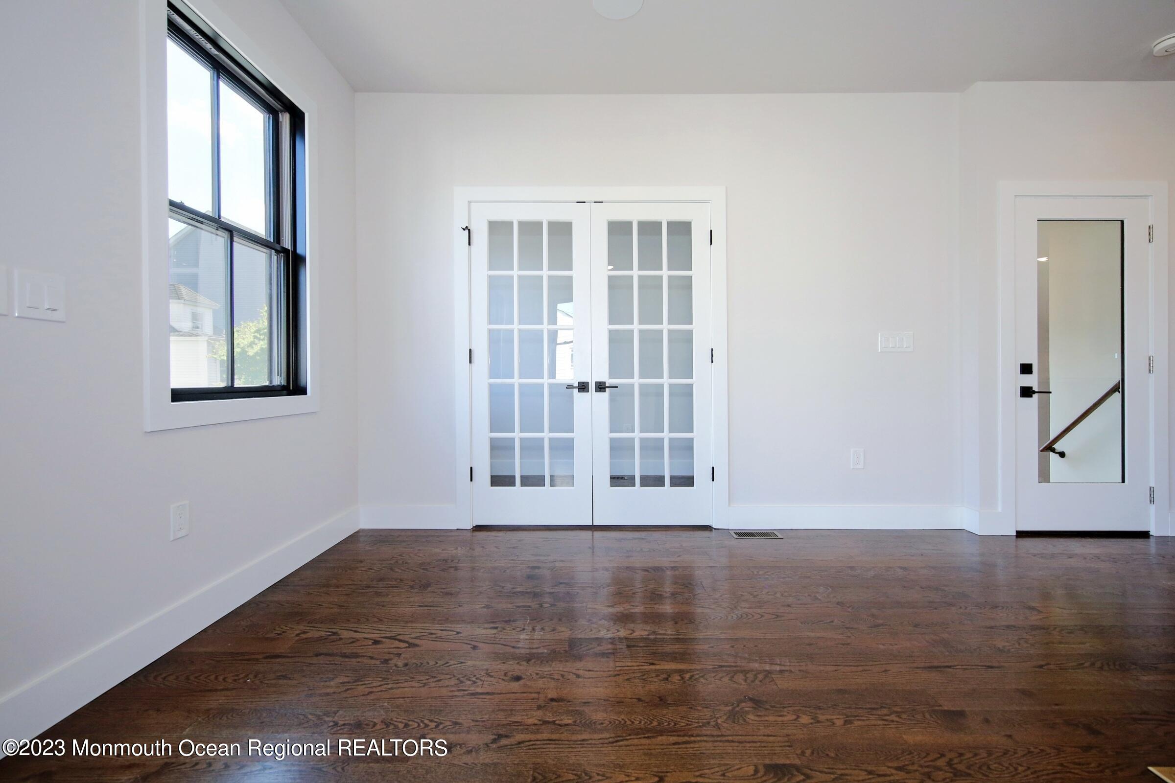 30 Seadrift Avenue