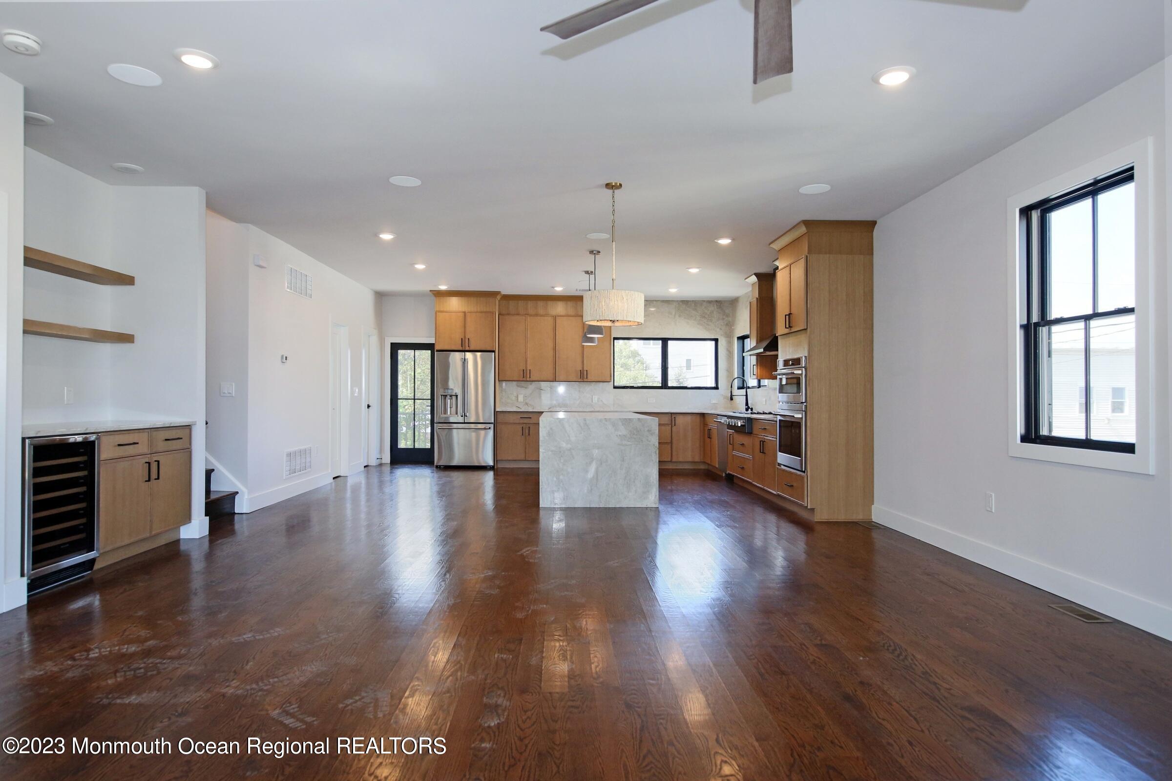 30 Seadrift Avenue