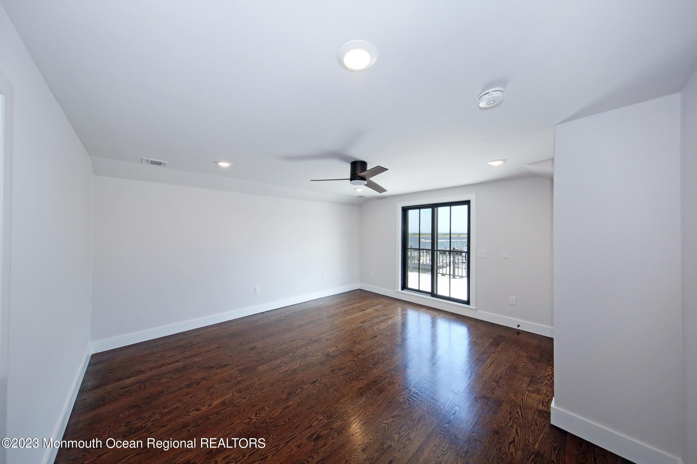 30 Seadrift Avenue