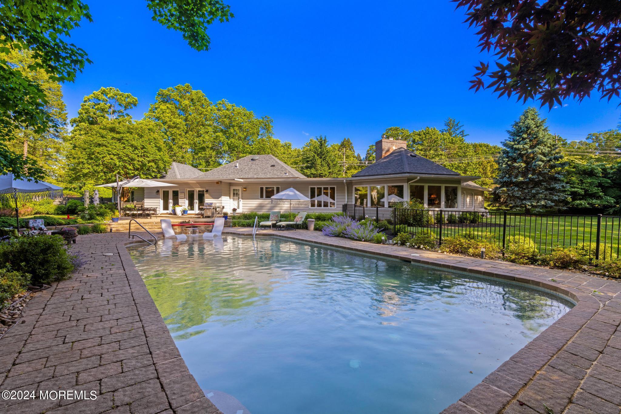 530 Ridge Road