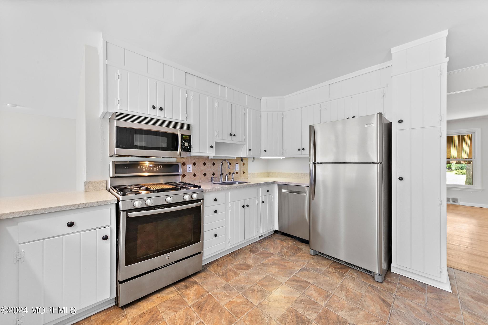 91 Forrest Avenue