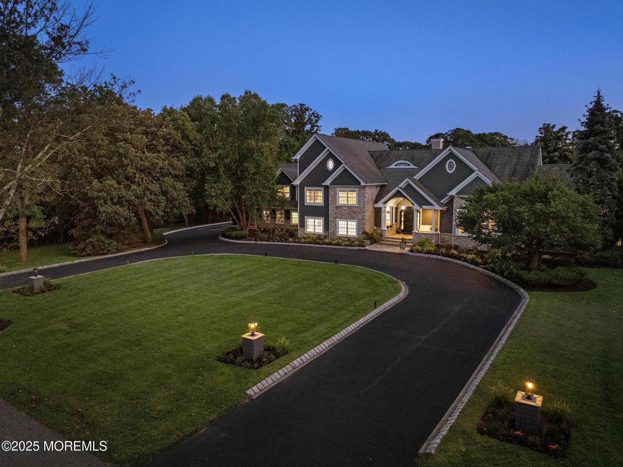 8 Black Point Horseshoe Street
