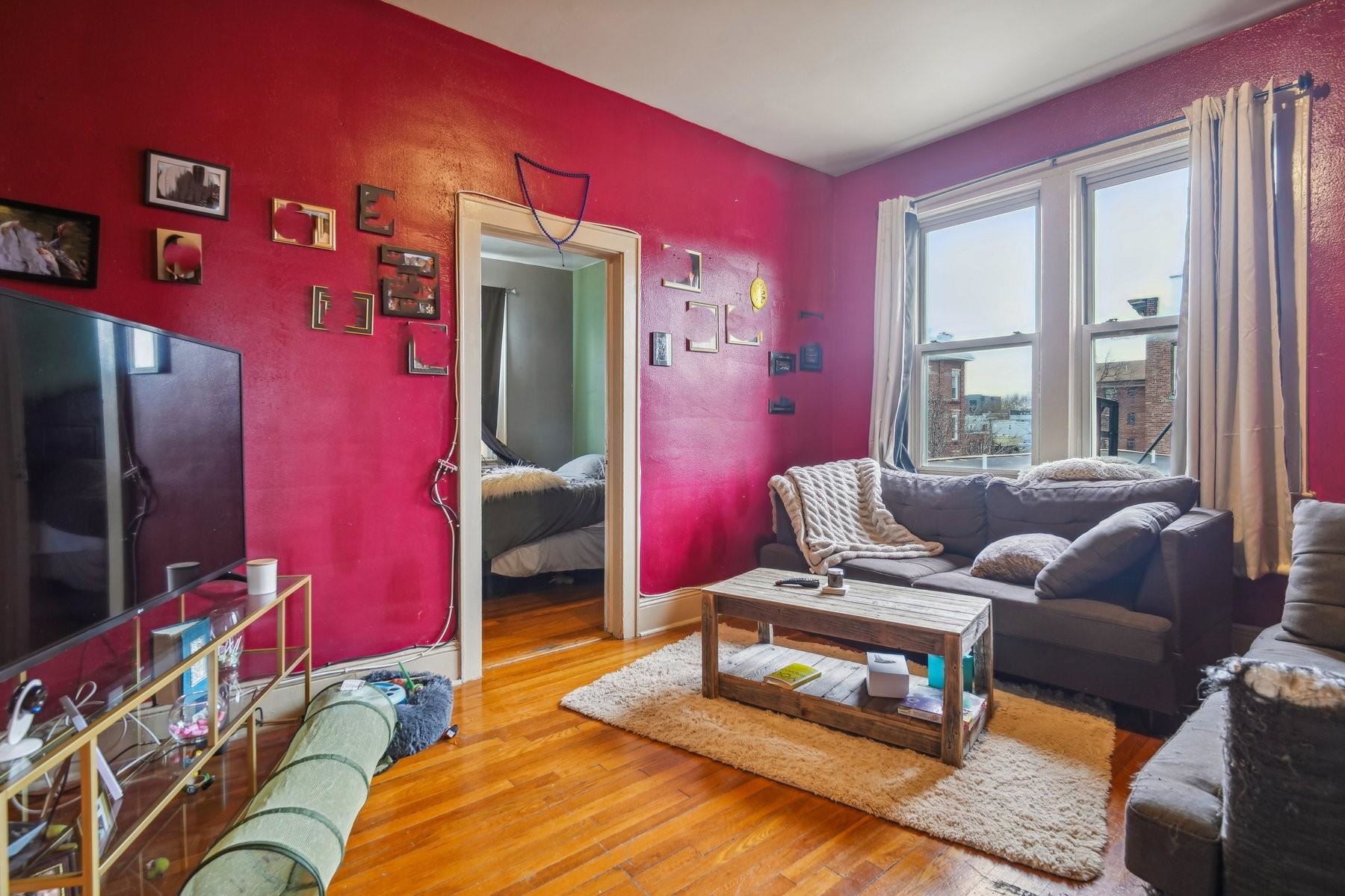 154 CHESTNUT AVE