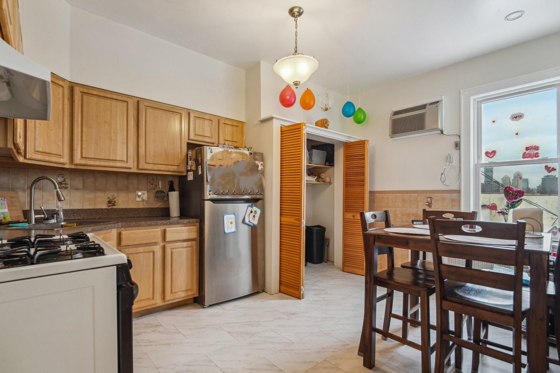 154 CHESTNUT AVE
