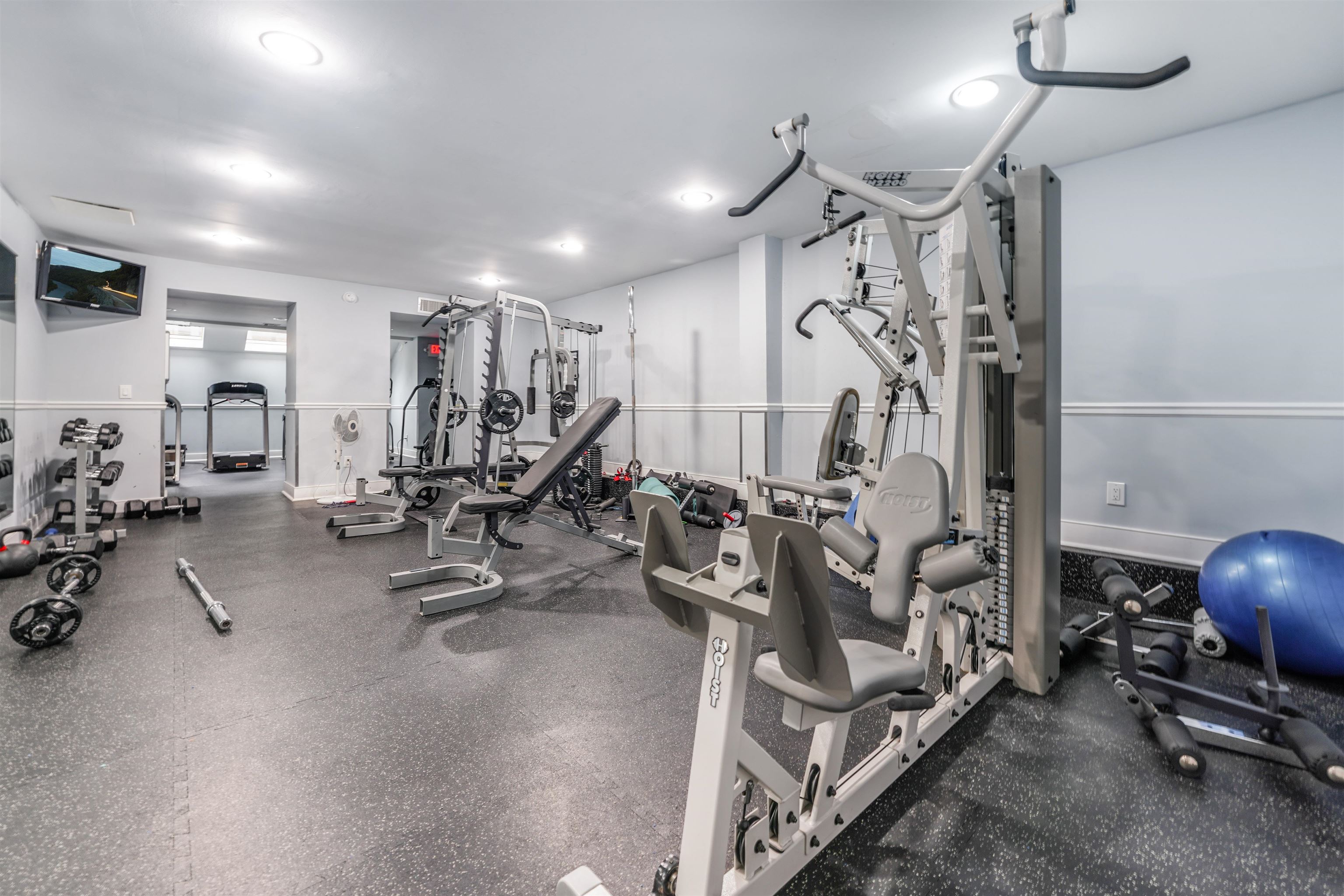 456 9TH ST Unit: 5