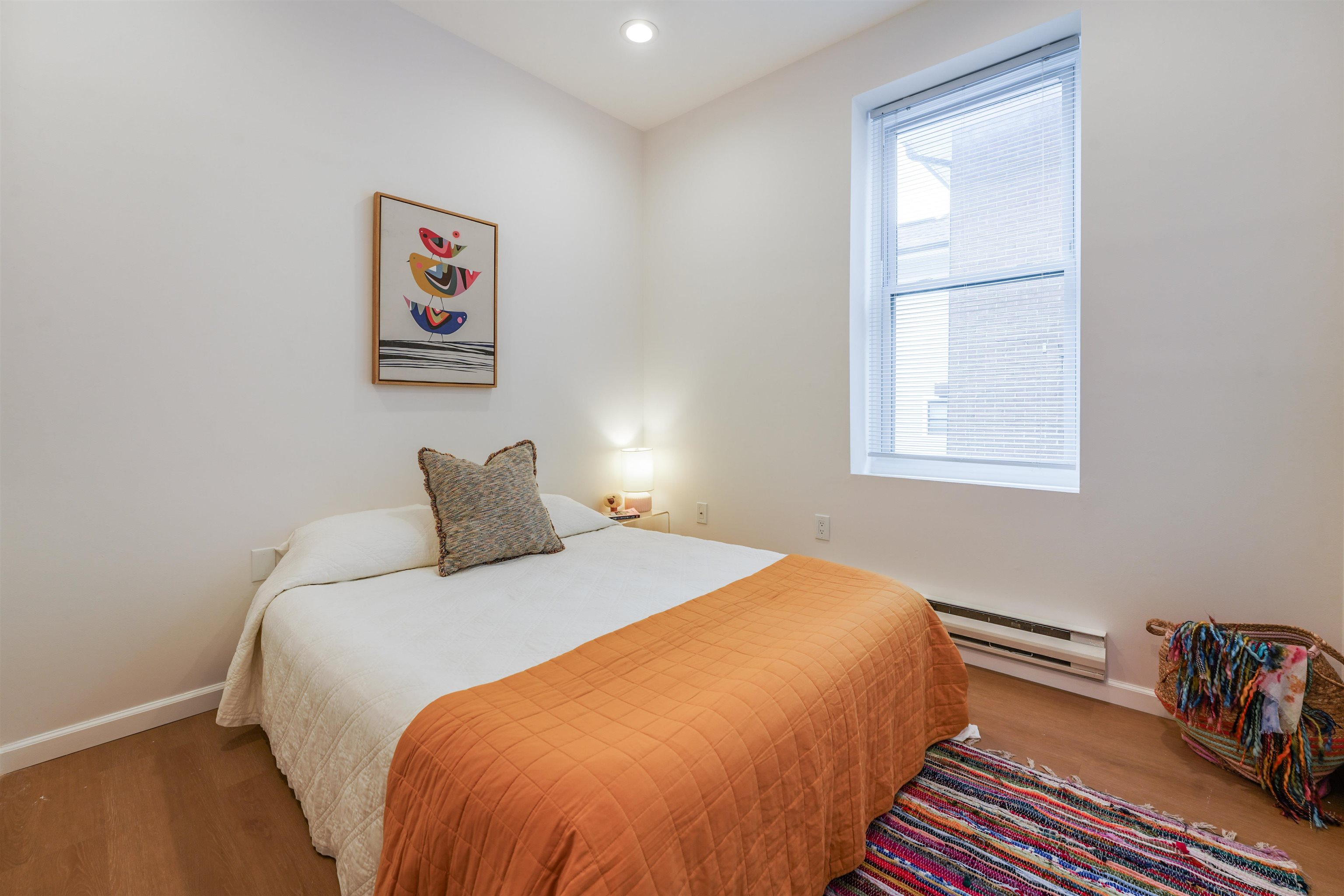456 9TH ST Unit: 5