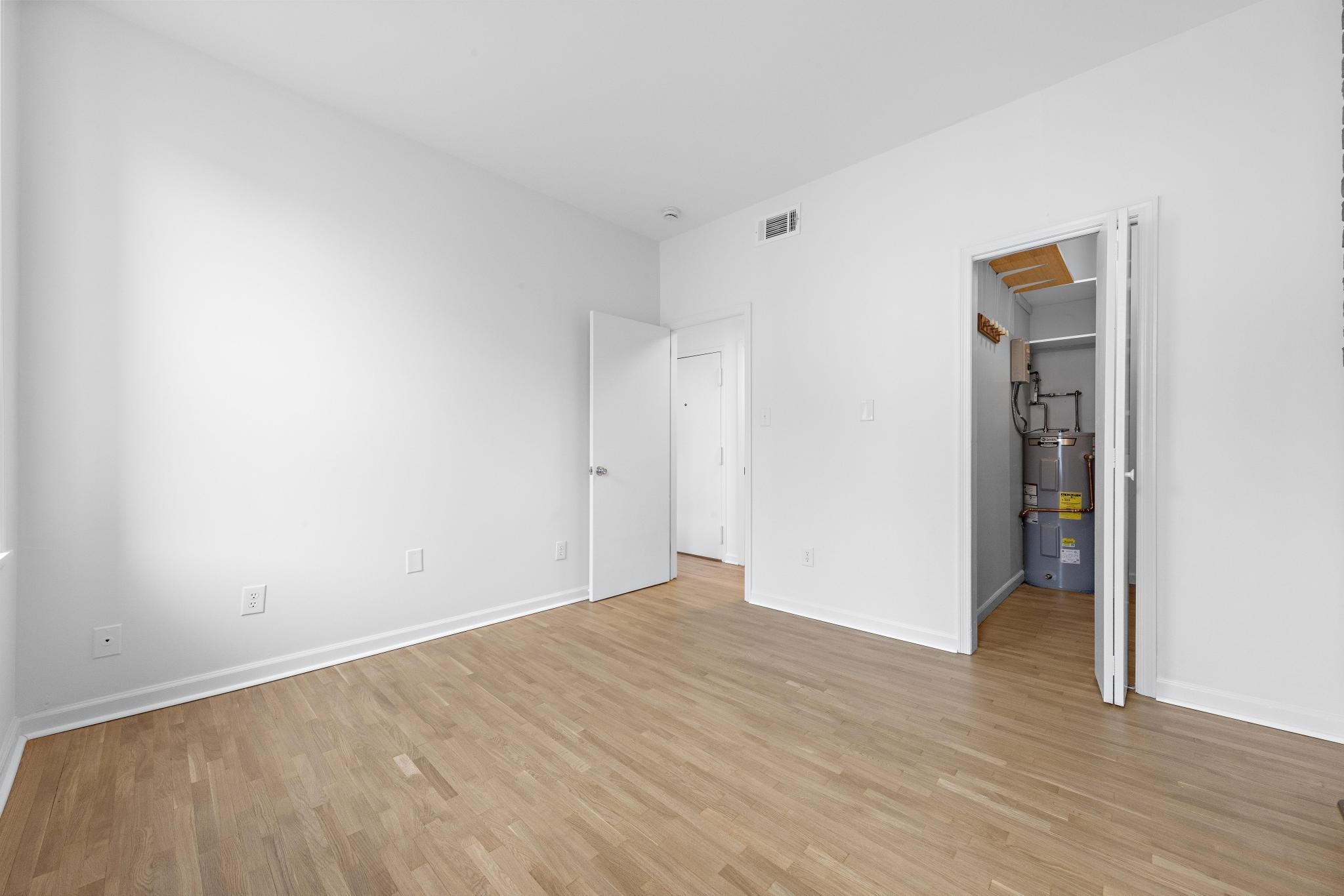 601 1ST ST Unit: 6