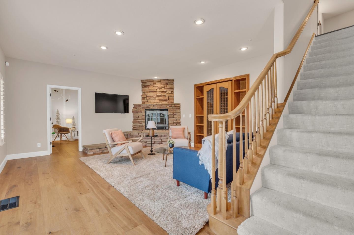 320 Alta Mesa Circle