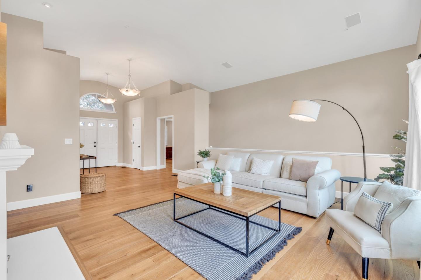 320 Alta Mesa Circle