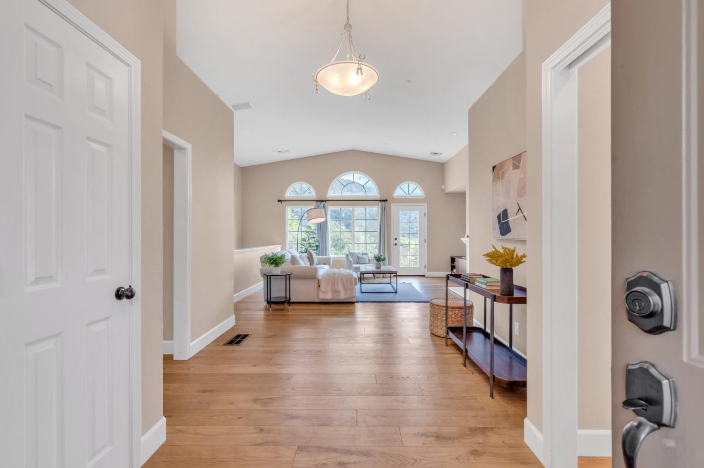320 Alta Mesa Circle