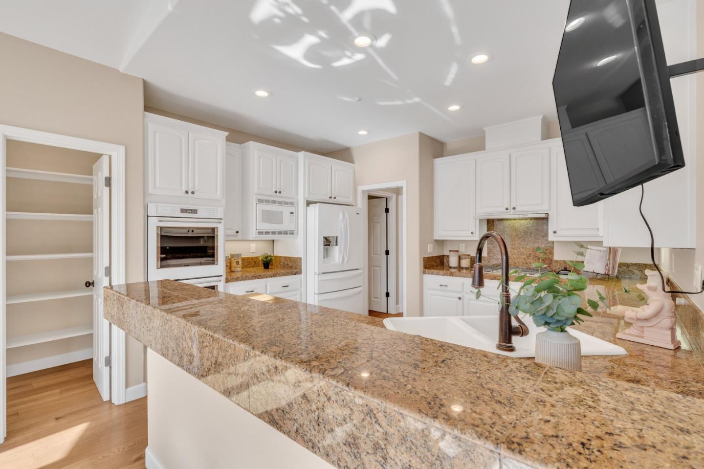 320 Alta Mesa Circle