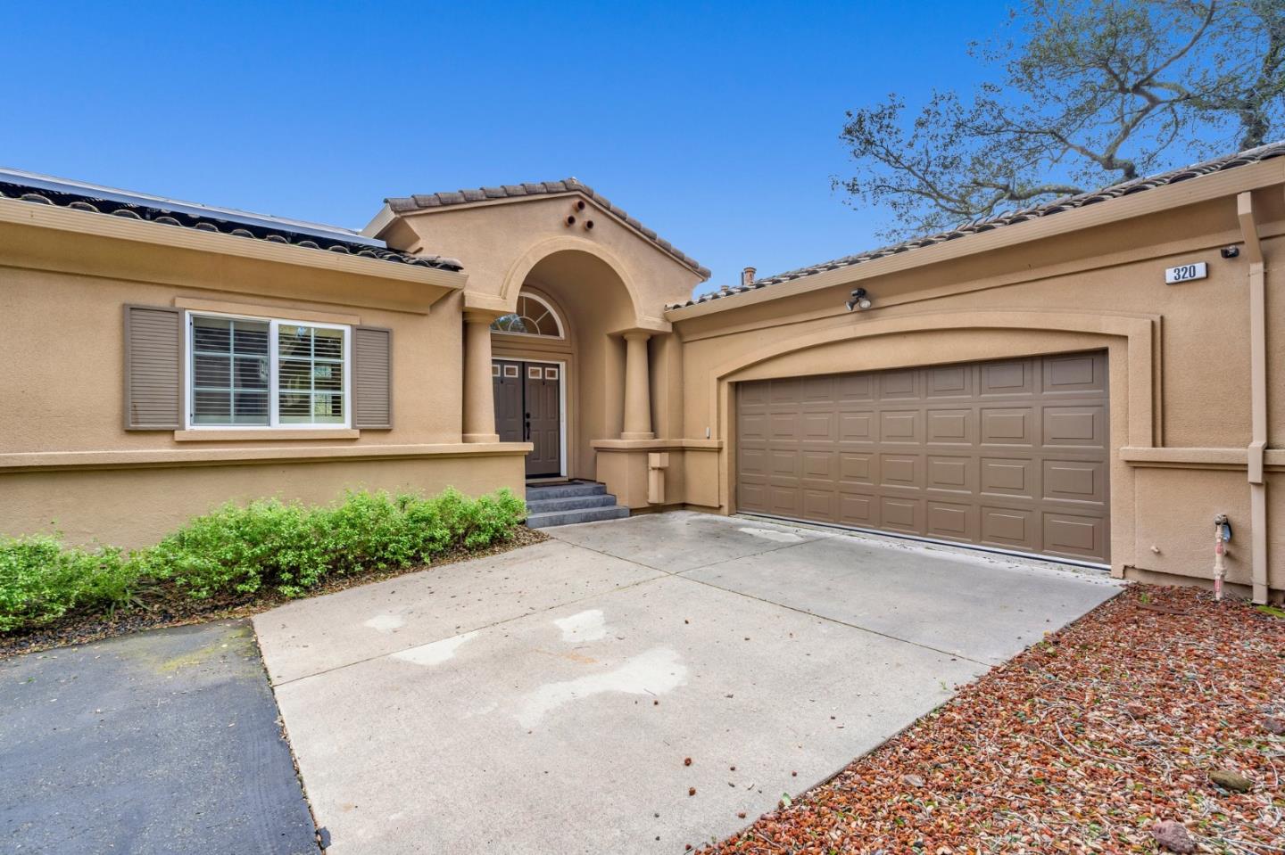320 Alta Mesa Circle