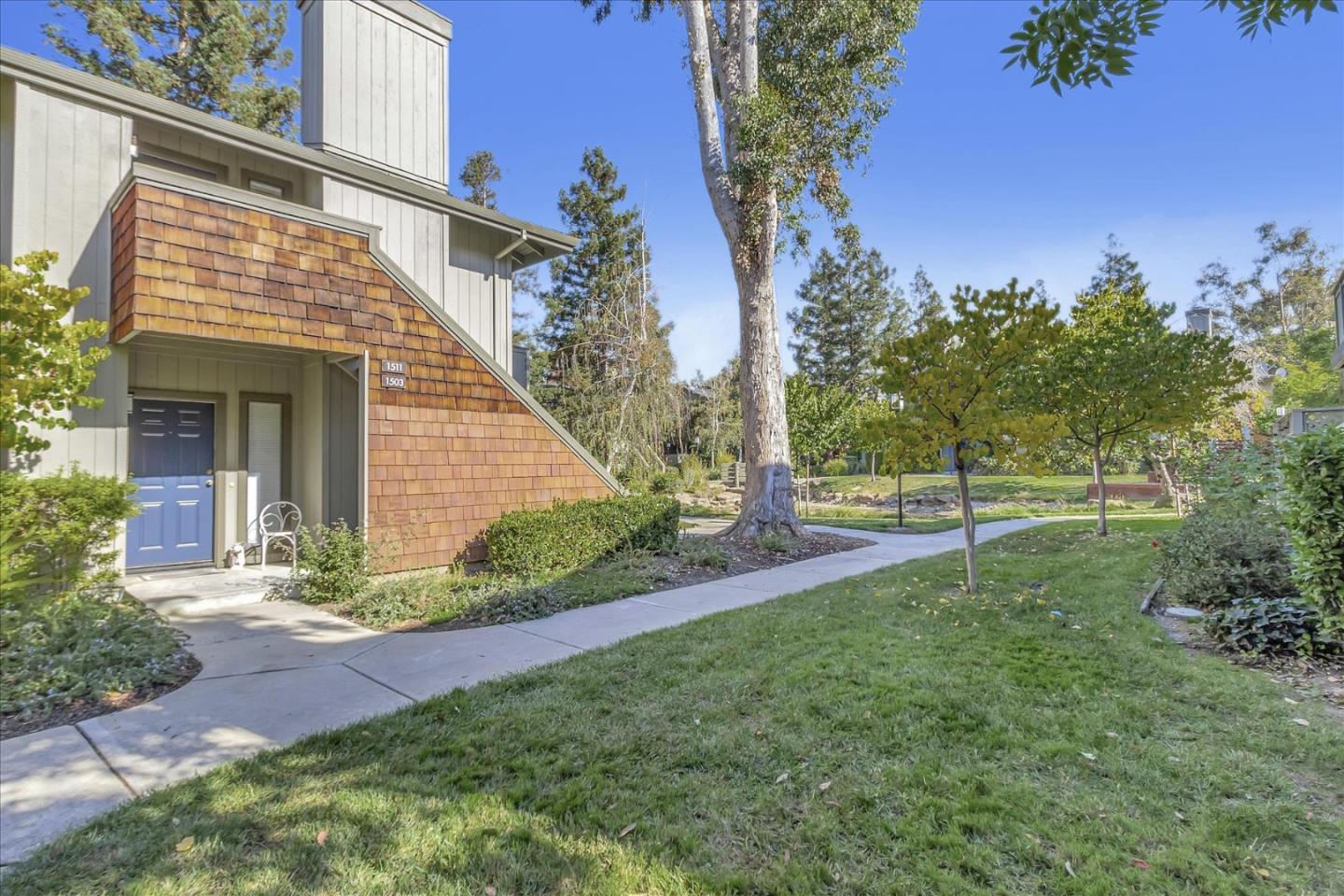 1511 La Terrace Circle Unit: 283