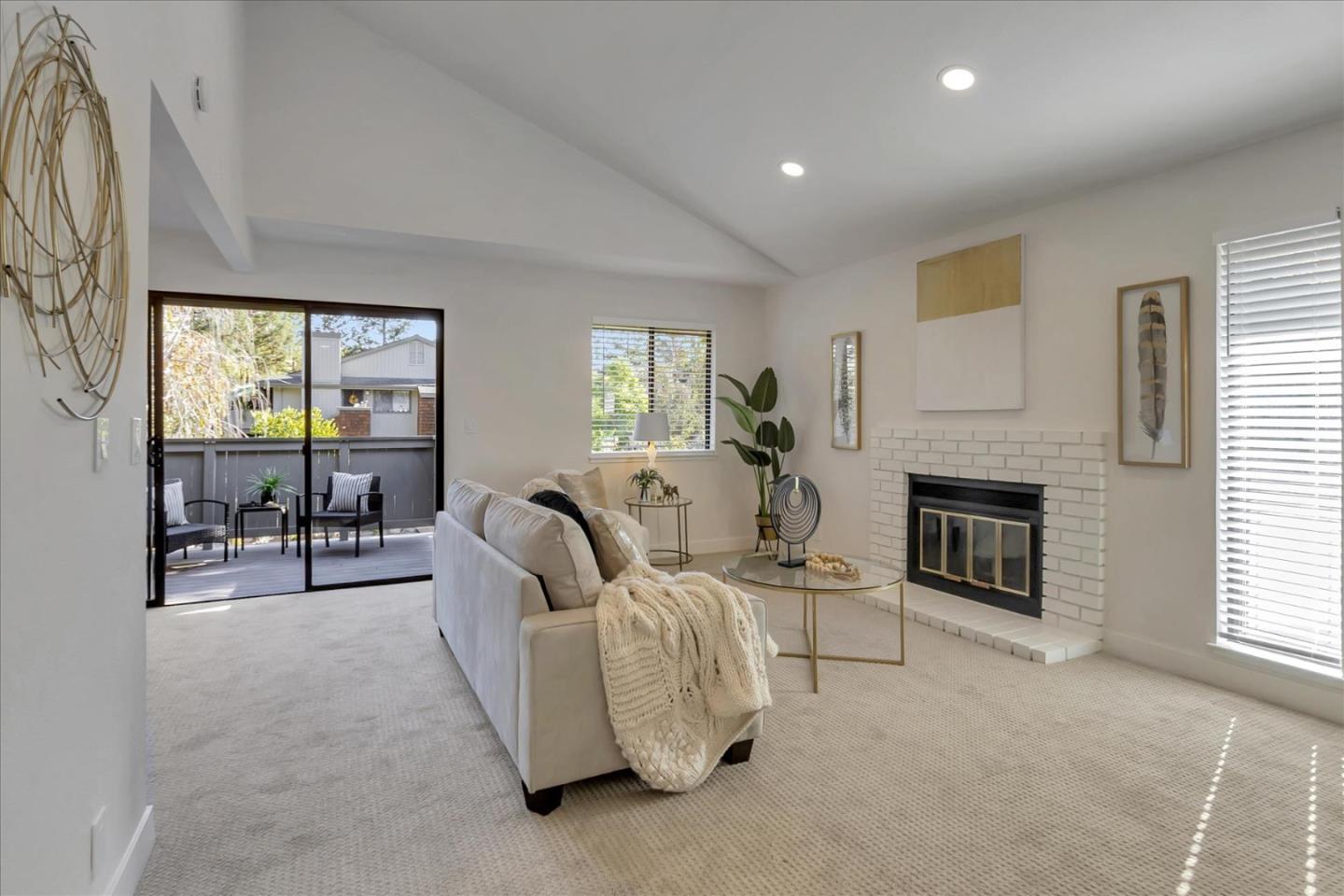 1511 La Terrace Circle Unit: 283
