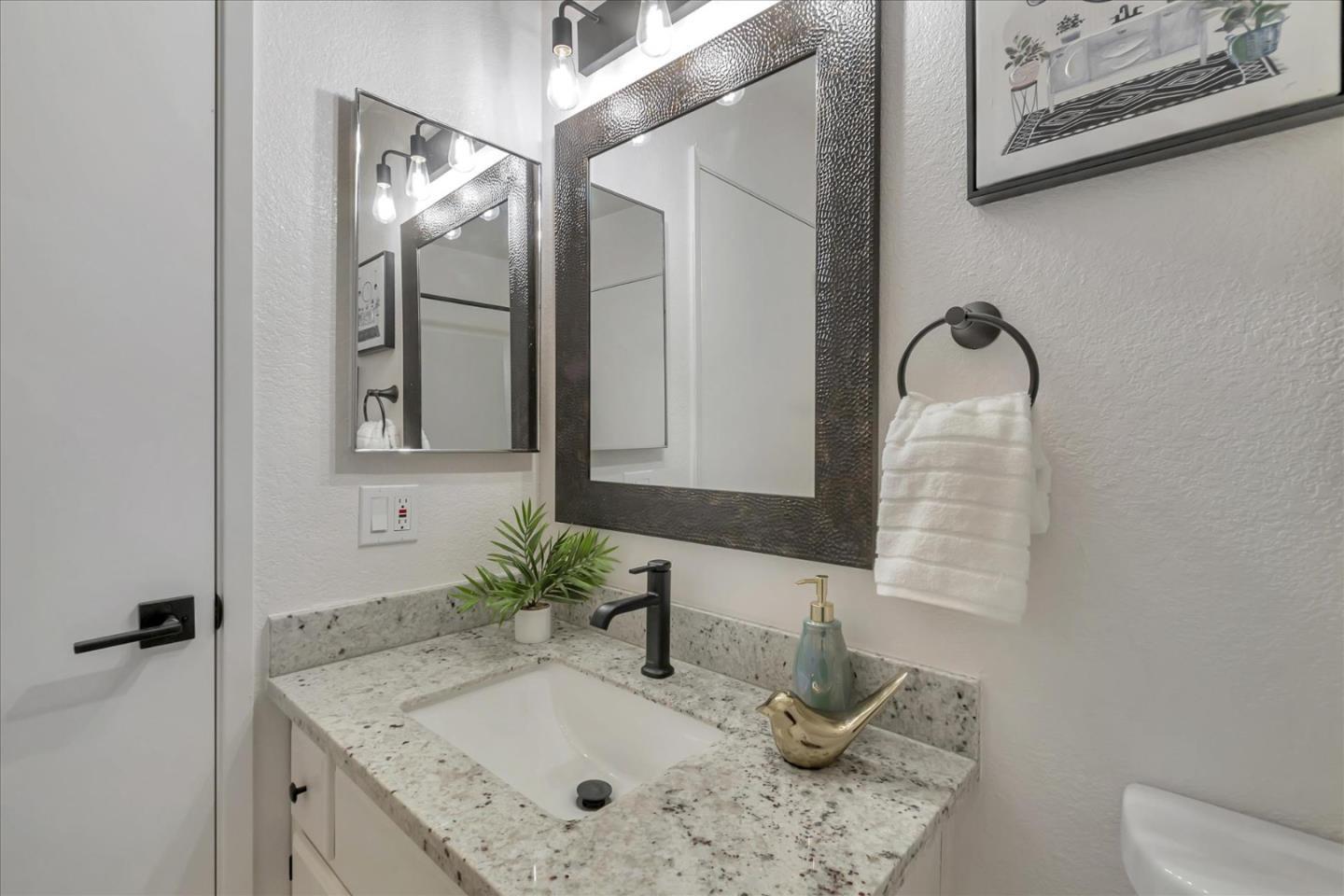 1511 La Terrace Circle Unit: 283