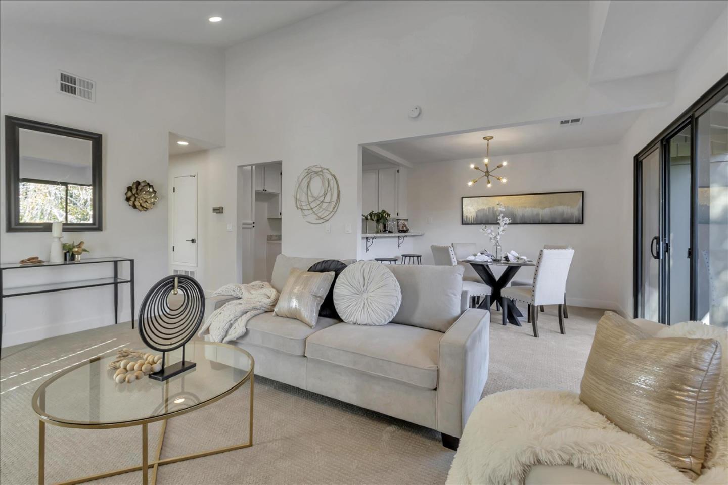 1511 La Terrace Circle Unit: 283