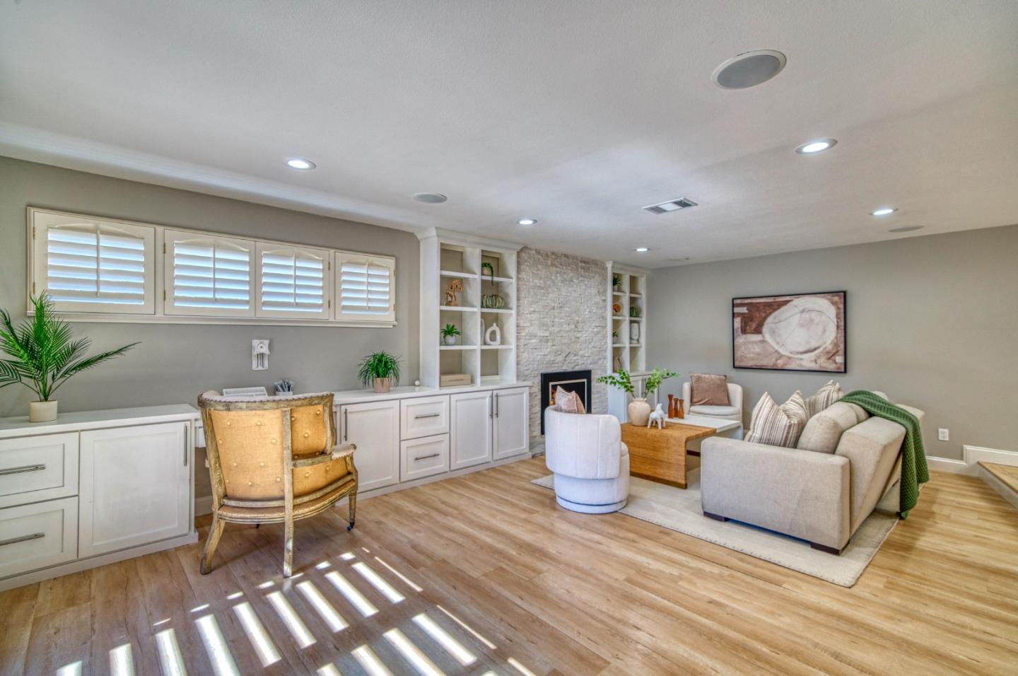 2425 Briarwood Drive