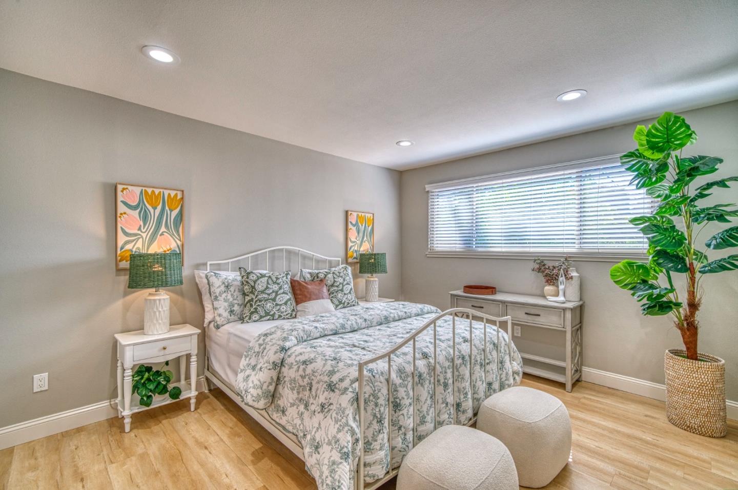 2425 Briarwood Drive