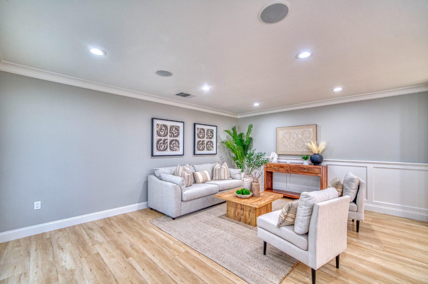 2425 Briarwood Drive