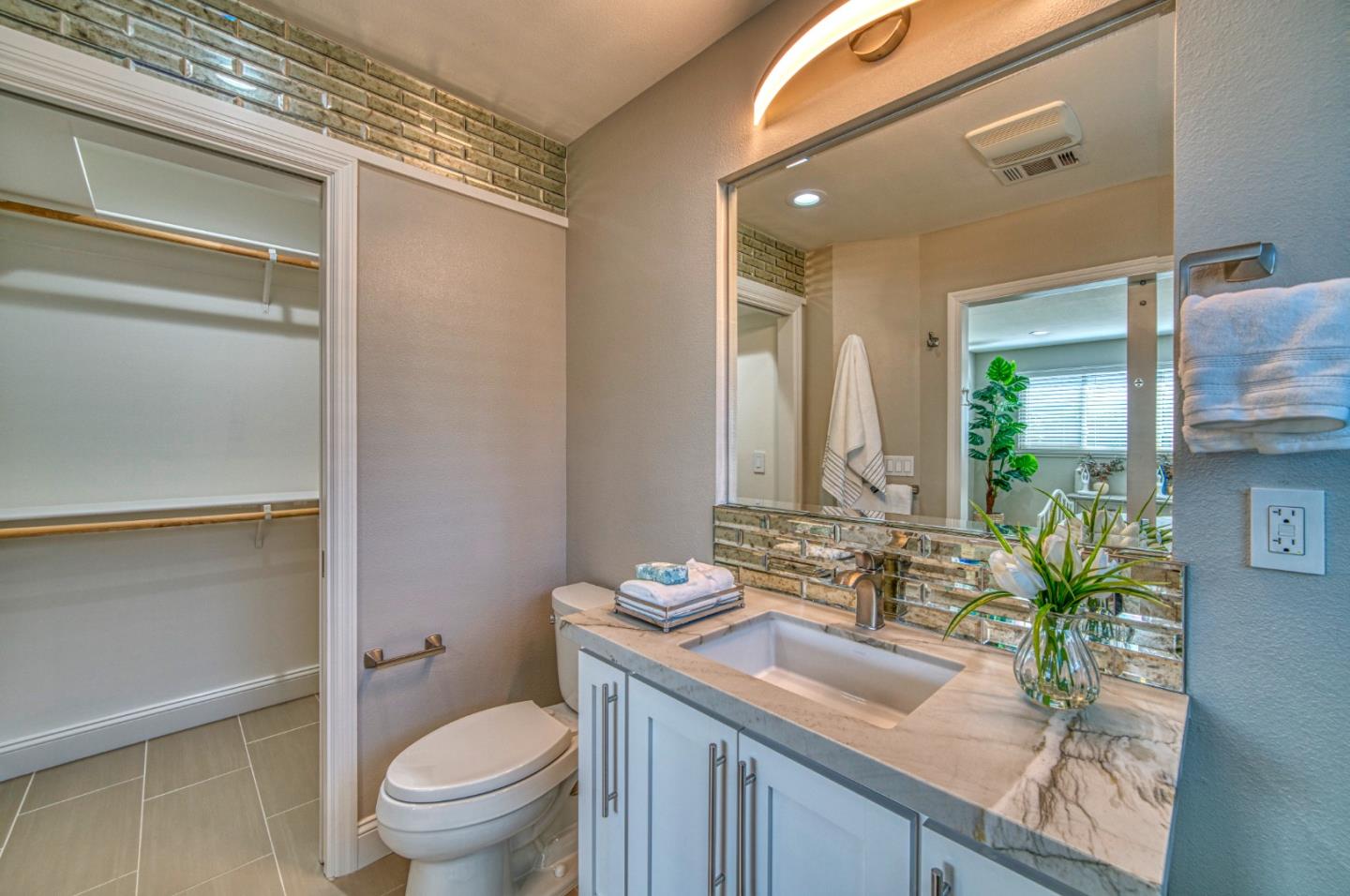 2425 Briarwood Drive