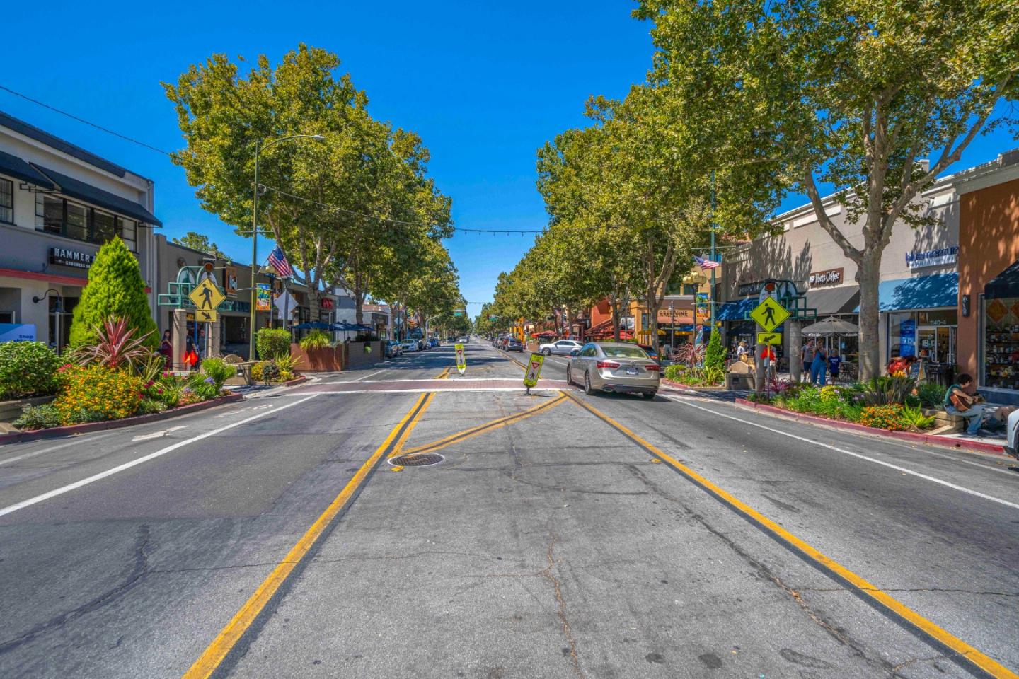 2425 Briarwood Drive