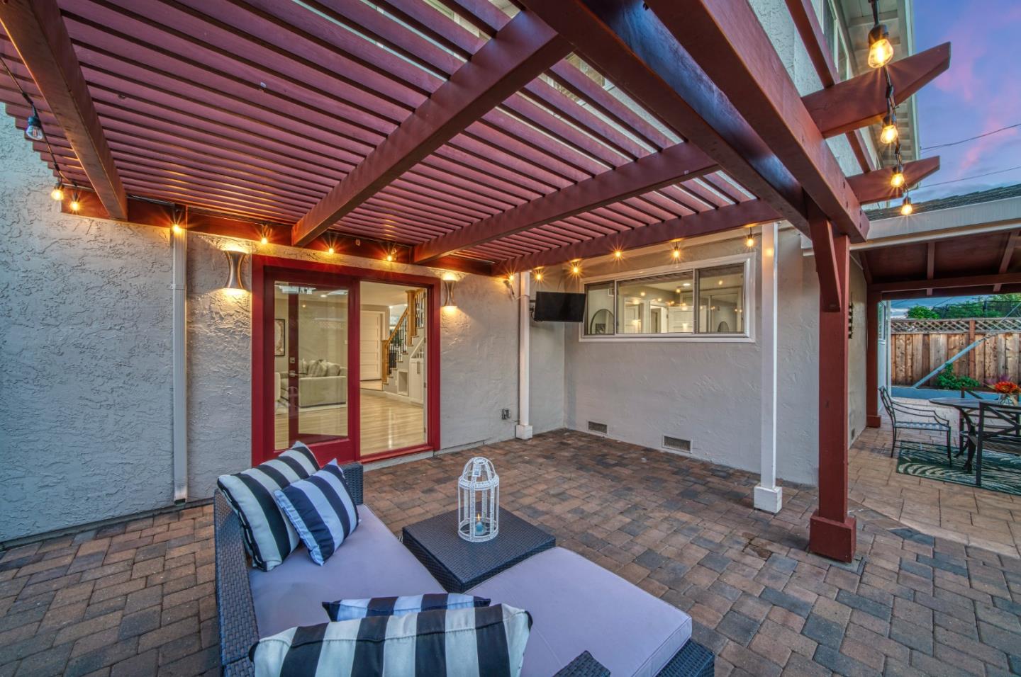 2425 Briarwood Drive