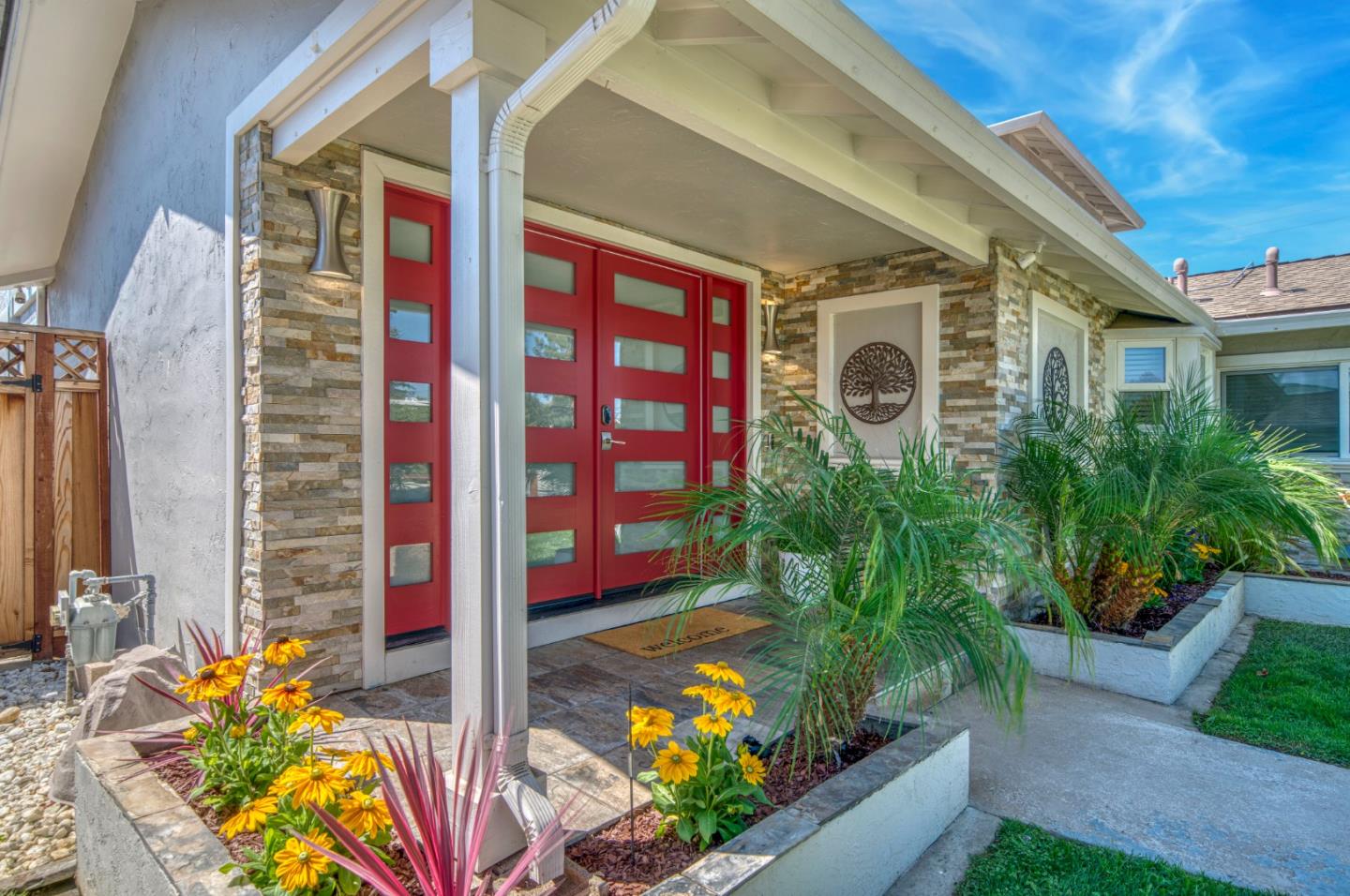 2425 Briarwood Drive