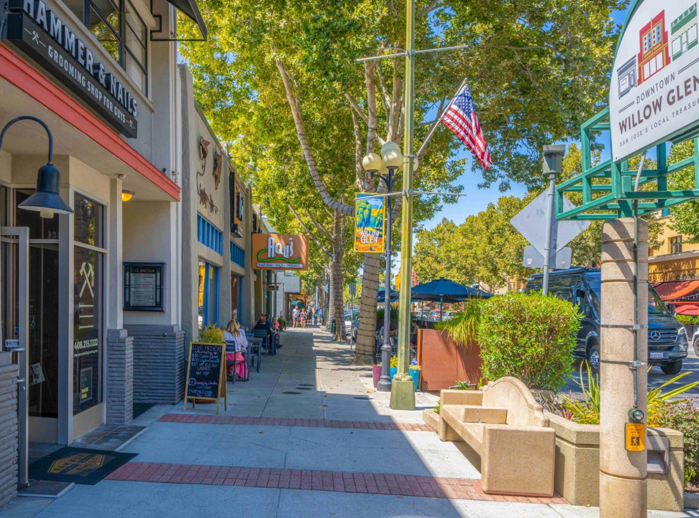 2425 Briarwood Drive