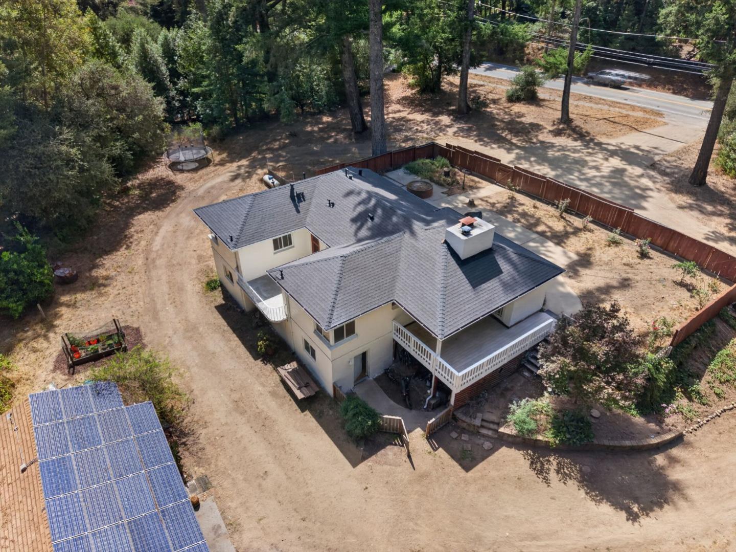 23889 Summit RD