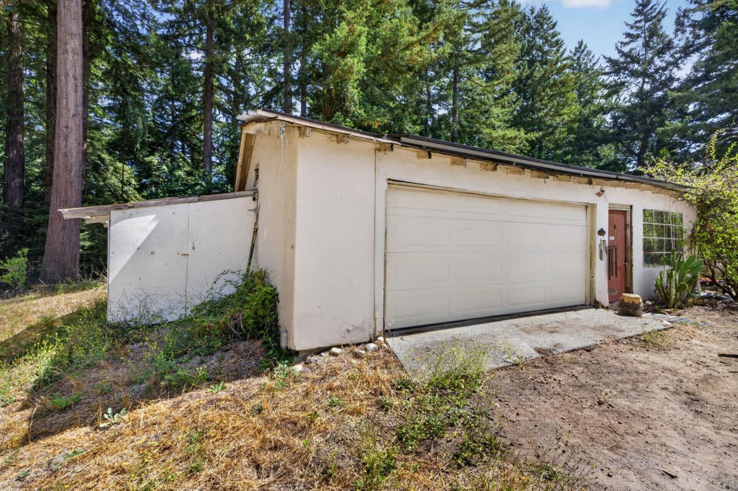 23889 Summit RD