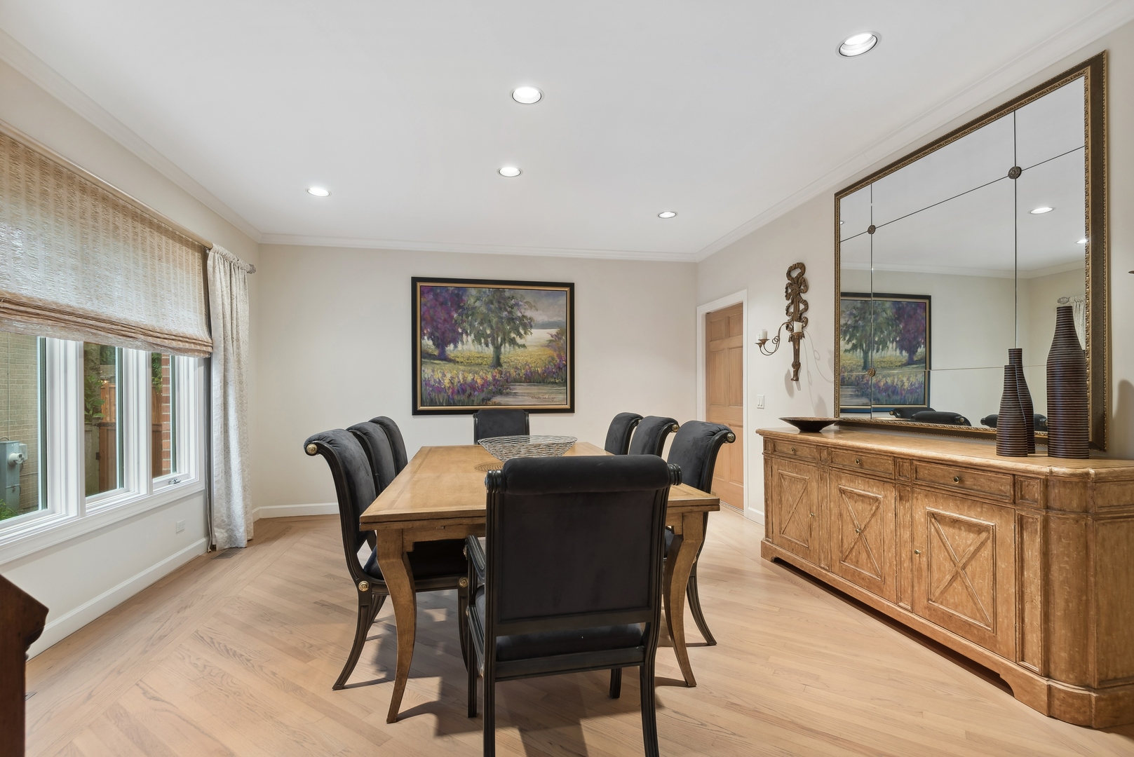 2319 Thornwood Avenue