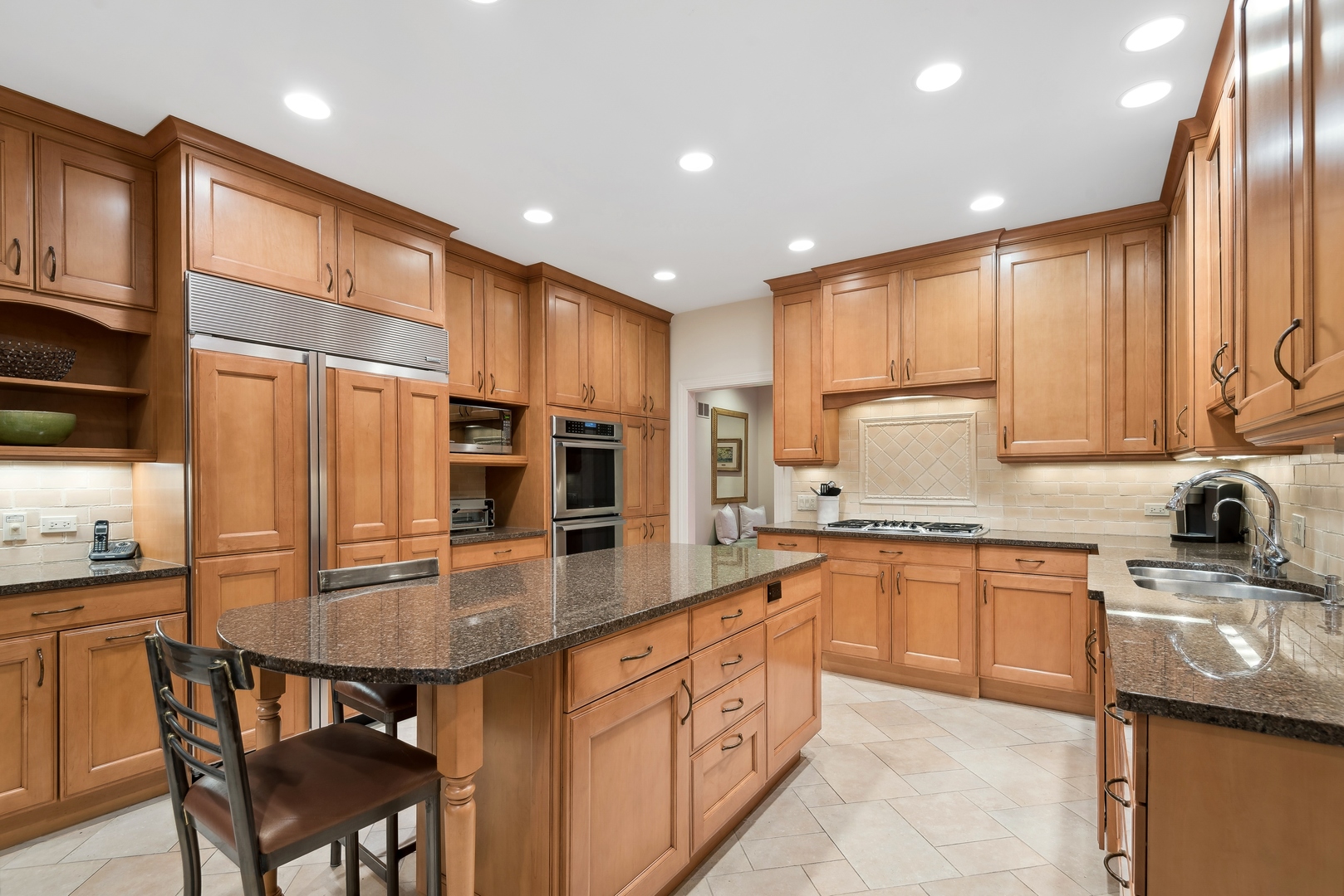 2319 Thornwood Avenue