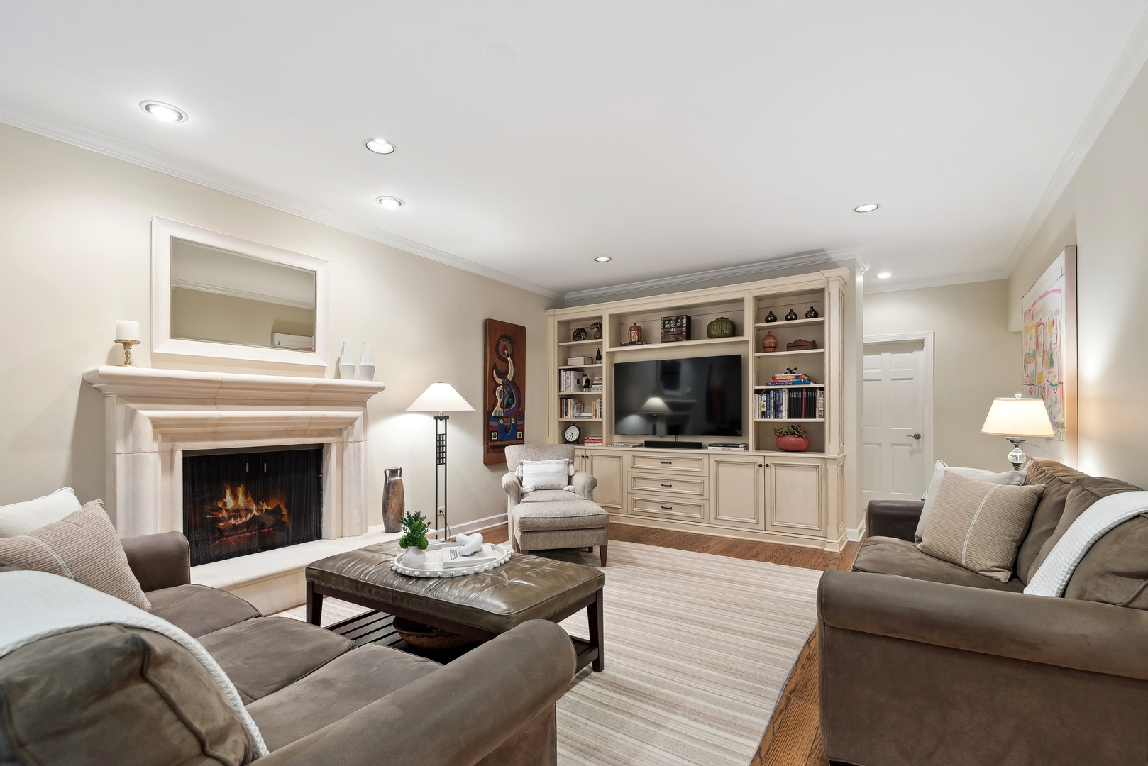 2319 Thornwood Avenue