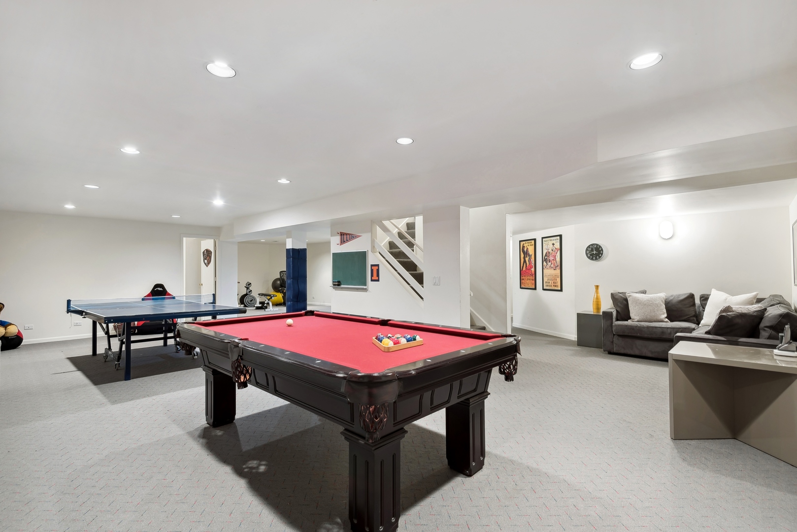 2319 Thornwood Avenue