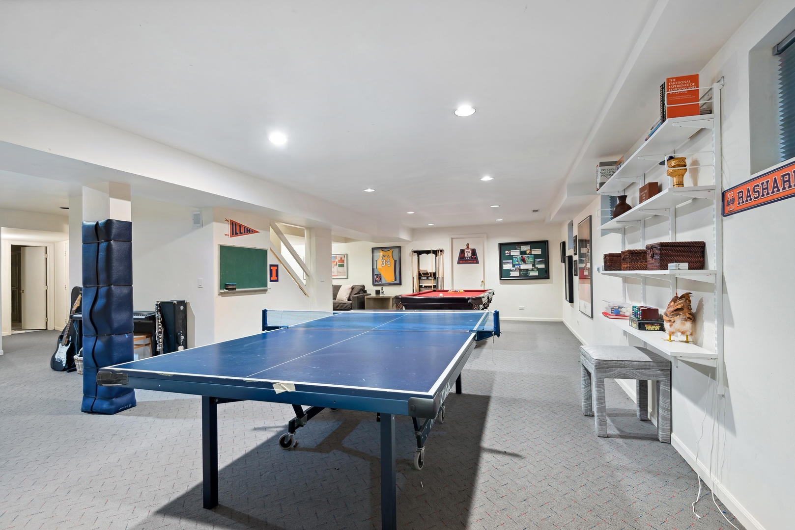 2319 Thornwood Avenue