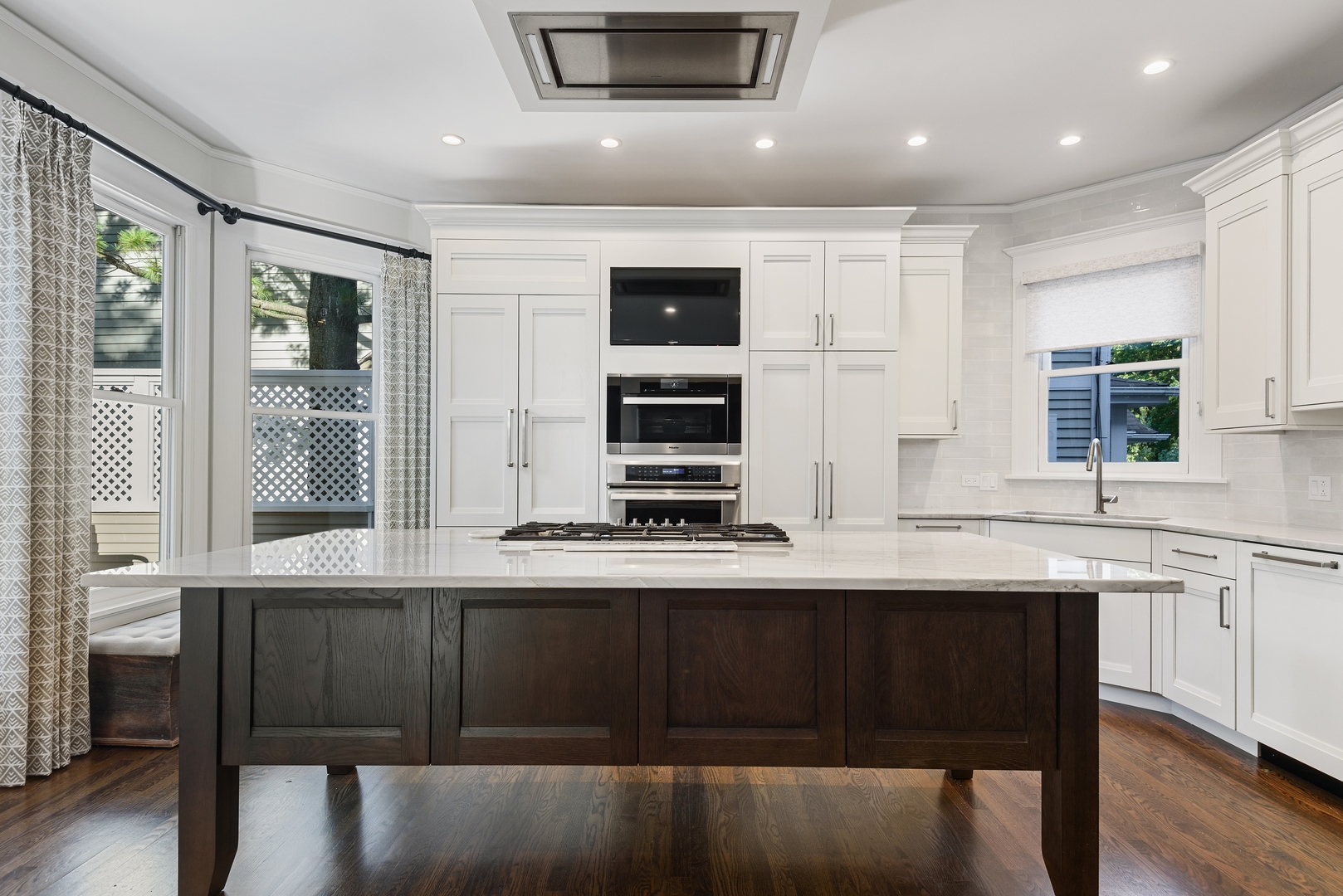 1818 Wilmette Avenue