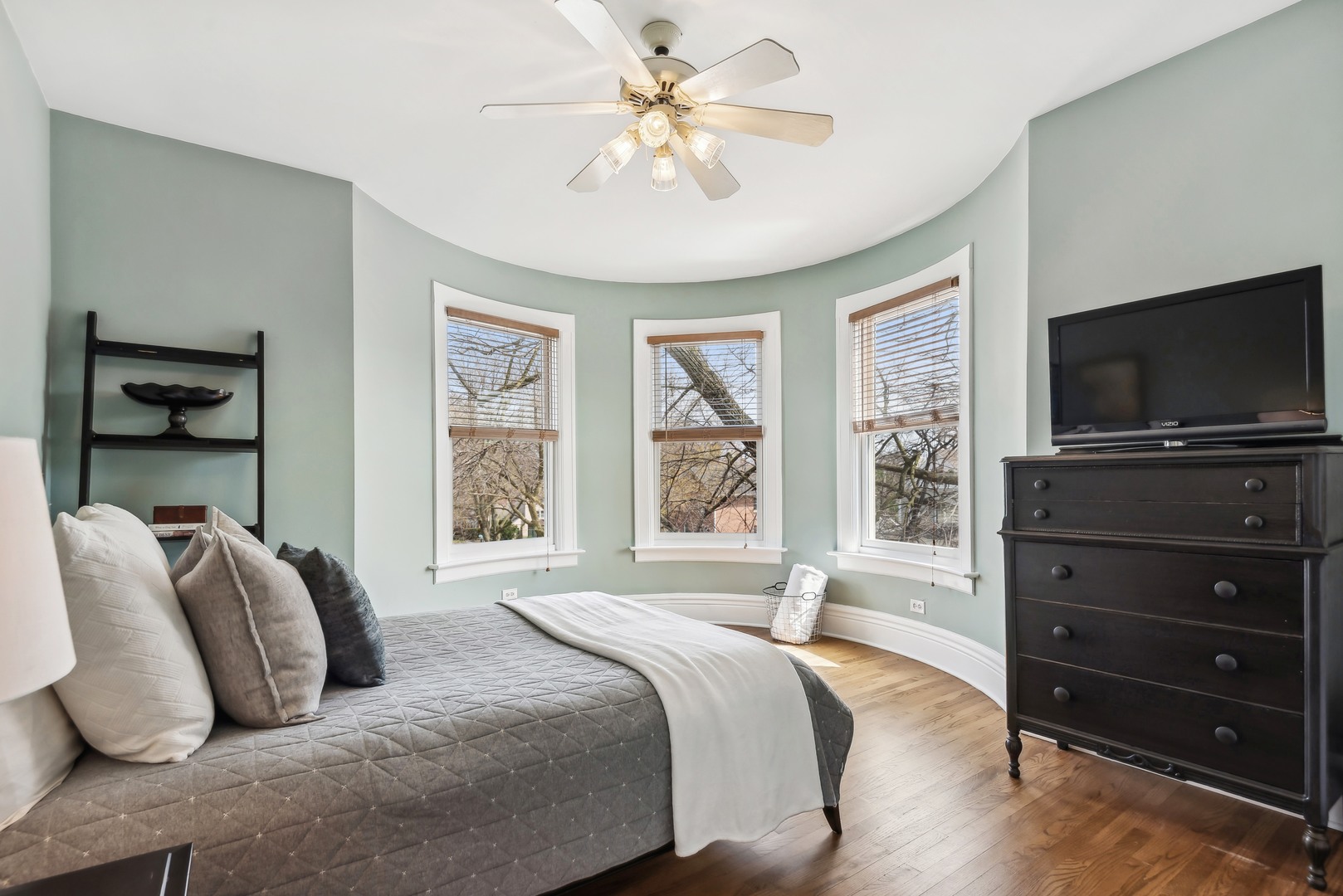 1818 Wilmette Avenue