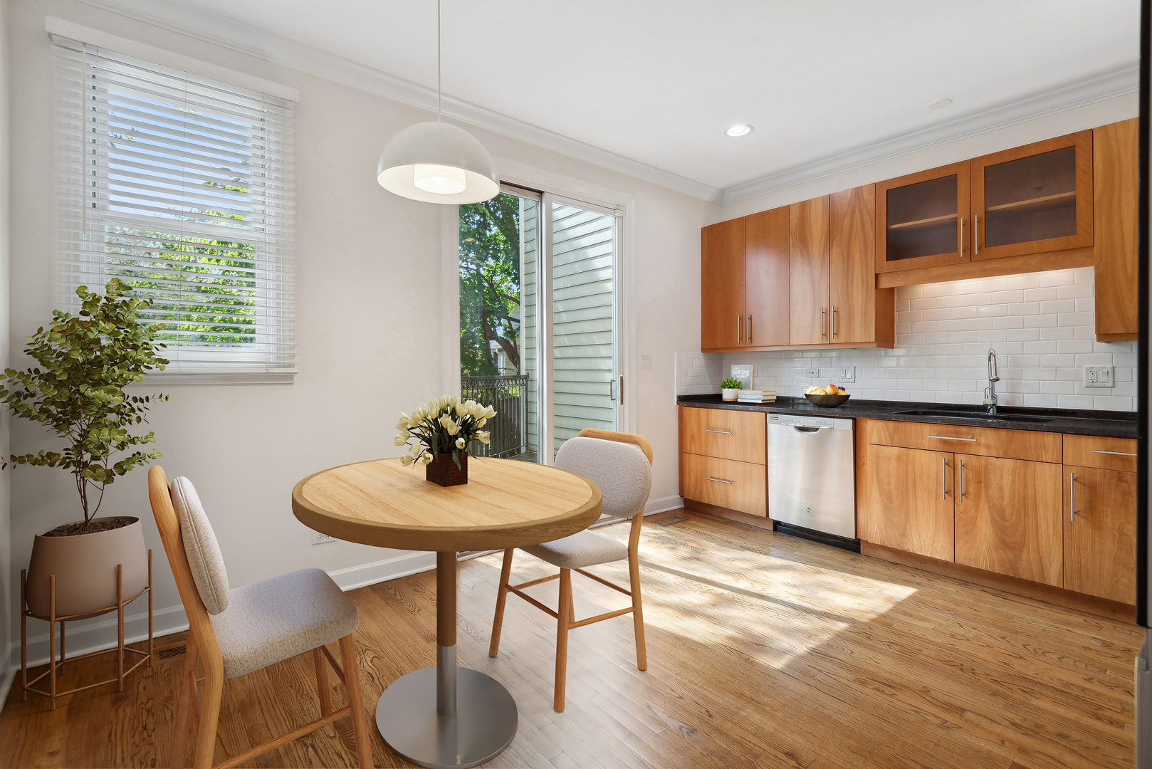 3250 Thayer Street Unit: 0