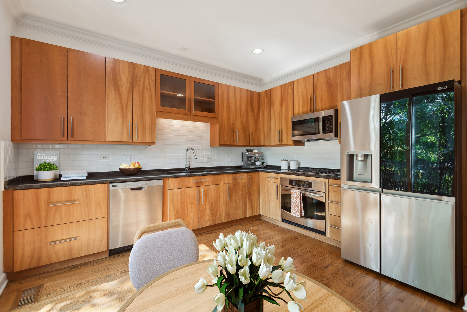 3250 Thayer Street Unit: 0