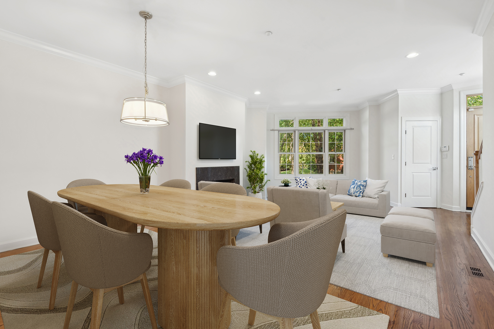 3250 Thayer Street Unit: 0