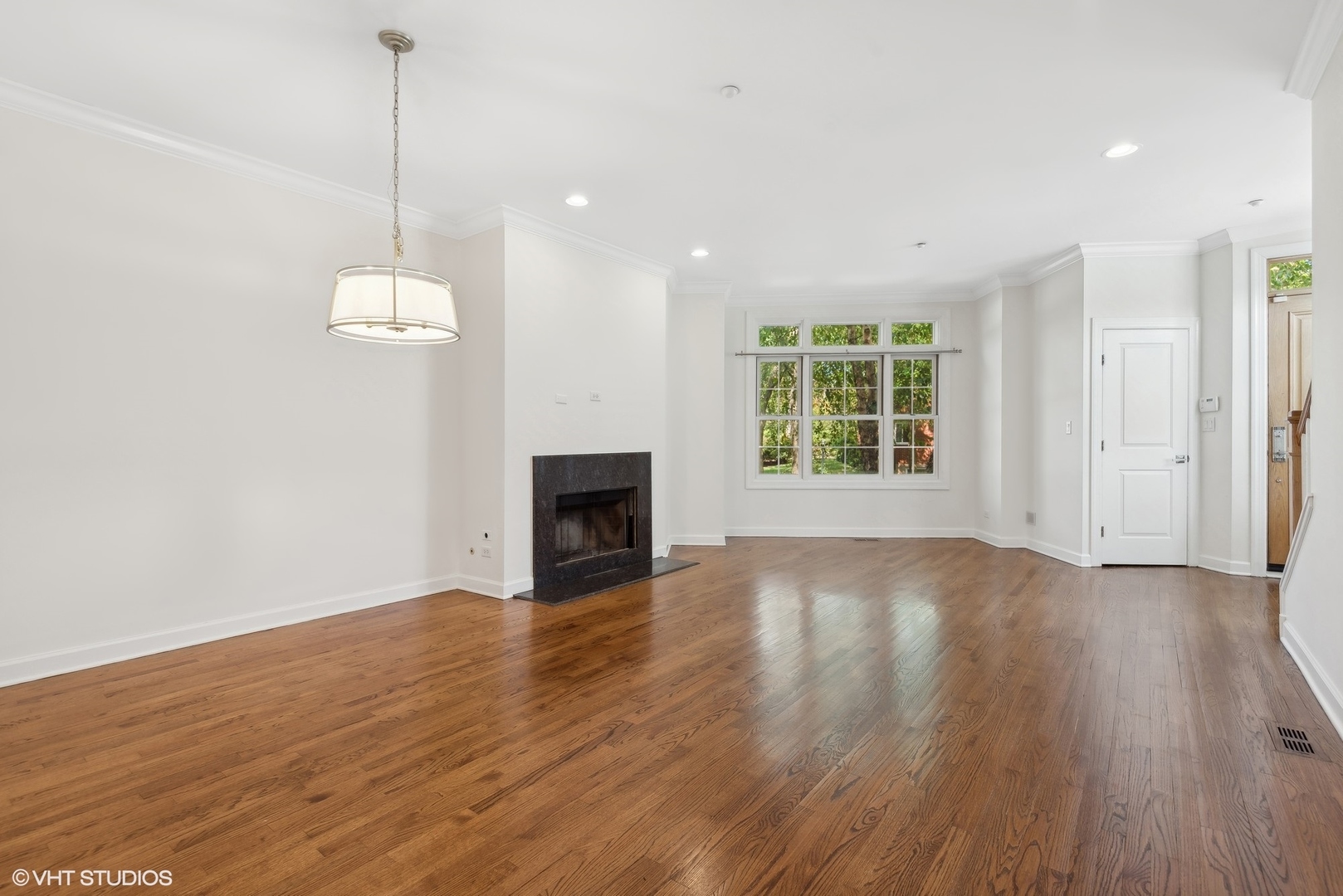 3250 Thayer Street Unit: 0