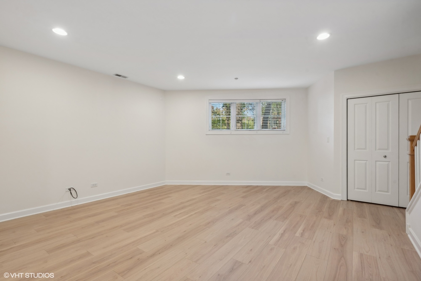 3250 Thayer Street Unit: 0