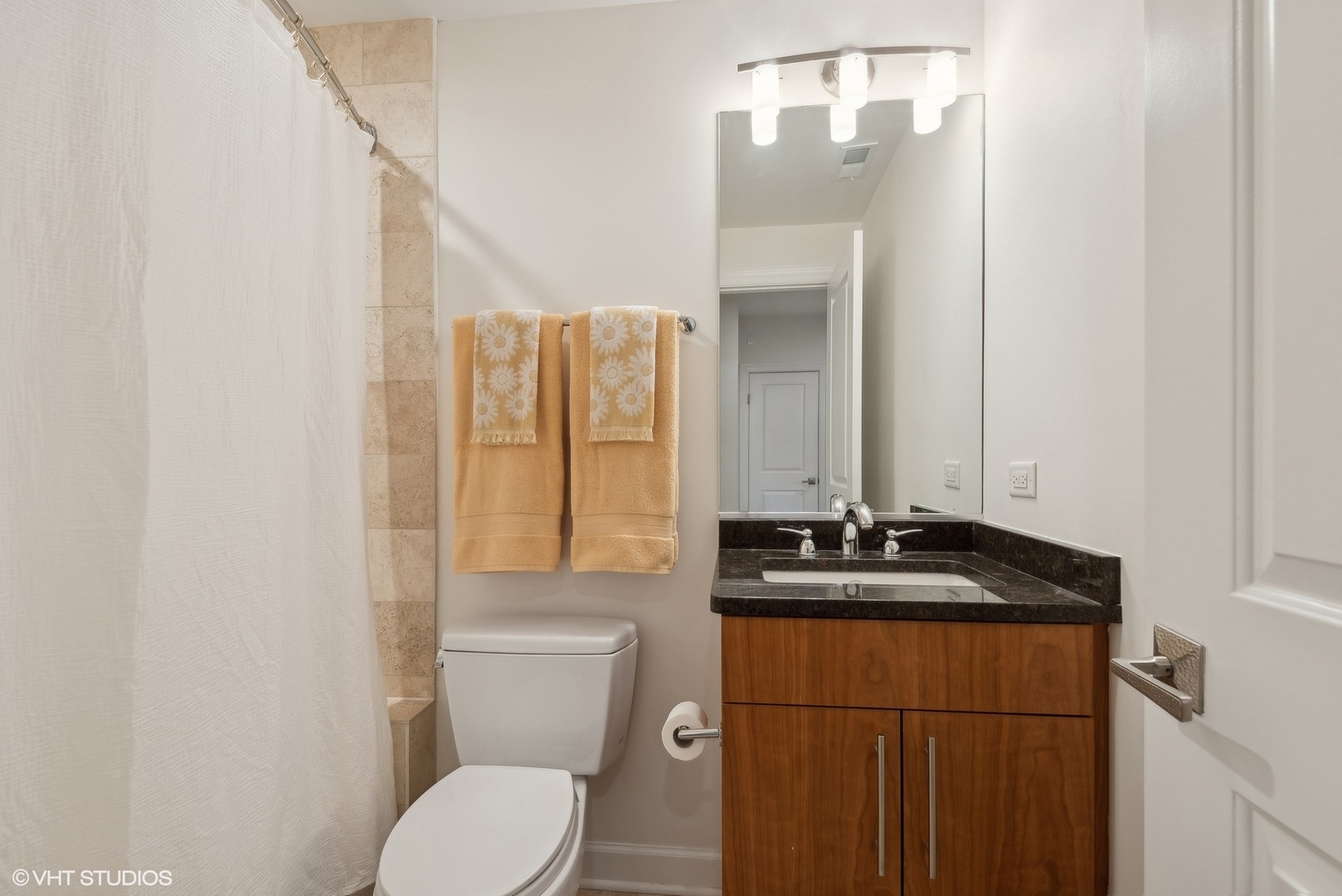 3250 Thayer Street Unit: 0