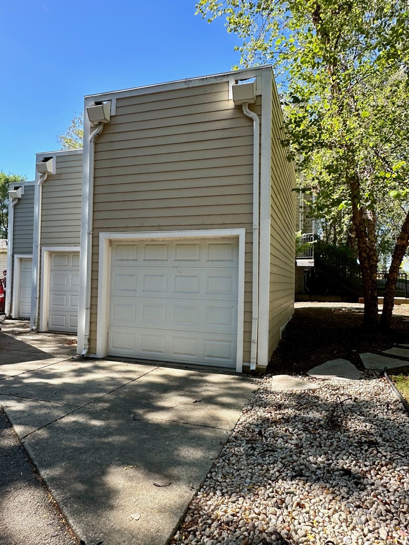 3250 Thayer Street Unit: 0