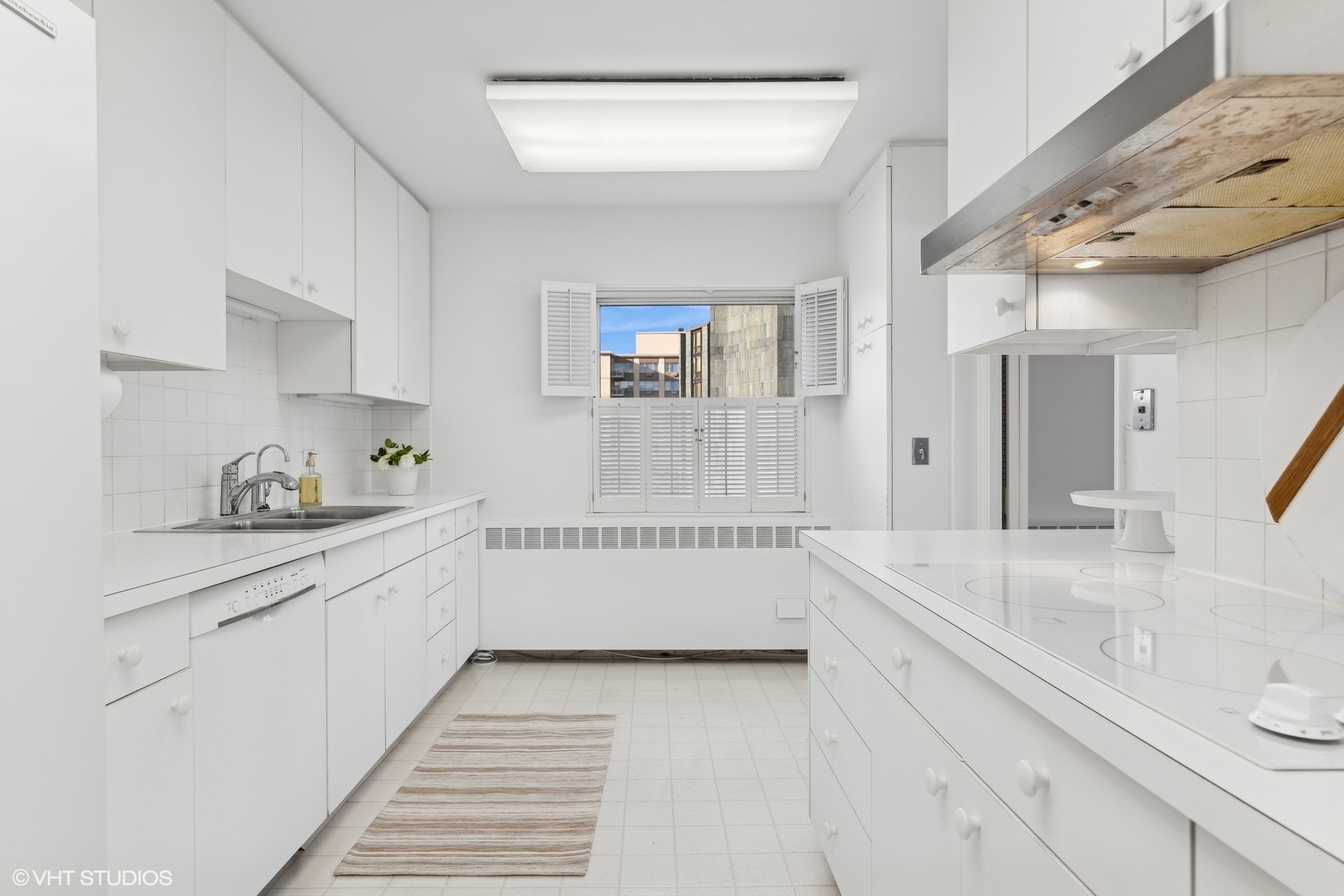 1410 Sheridan Road Unit: 3A