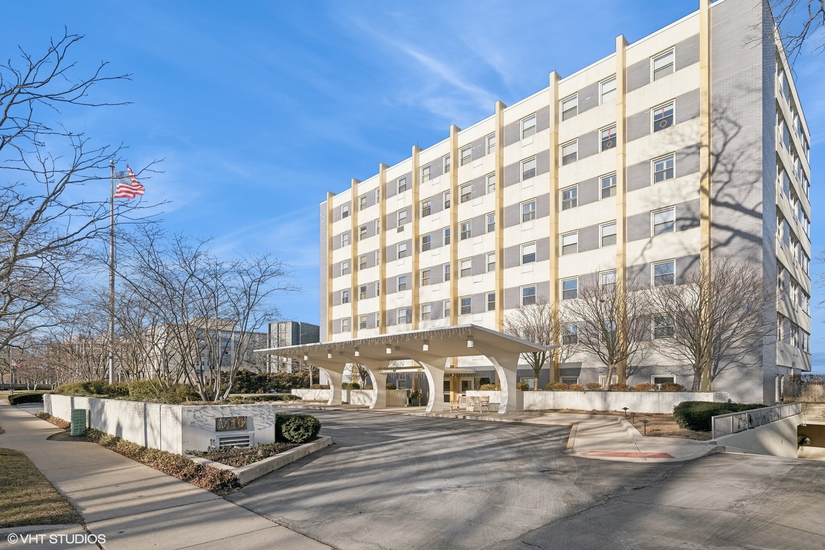 1410 Sheridan Road Unit: 3A