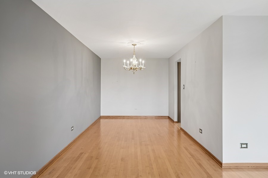 101 Summit Avenue Unit: 305