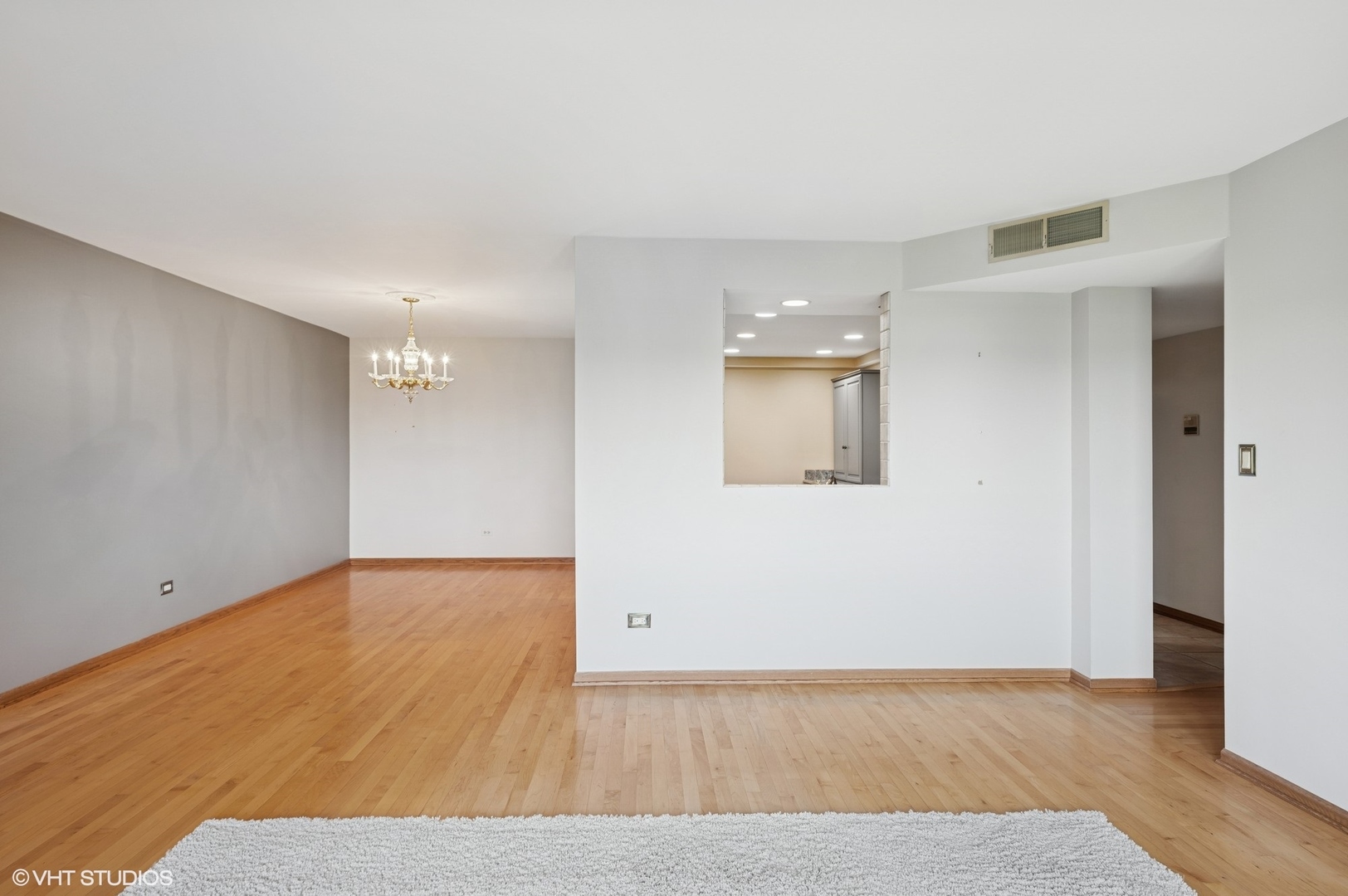 101 Summit Avenue Unit: 305