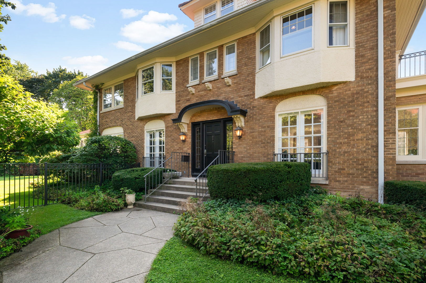 693 Sheridan Road