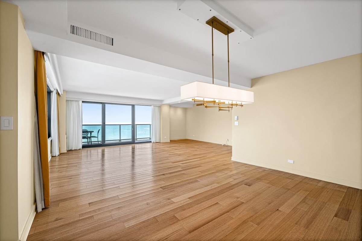 1616 Sheridan Road Unit: 8F